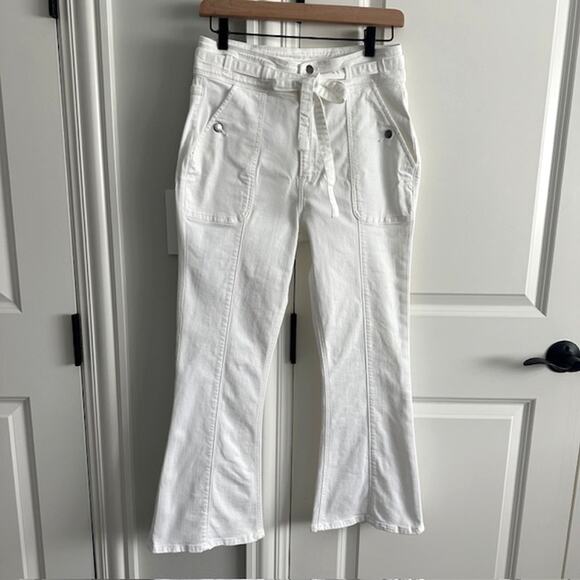FRAME Denim Le Crop Flare Tie Waist Jeans Size: 28 Color: White - Picture 2 of 9